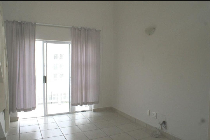 Flat To Rent In Wynberg Upper