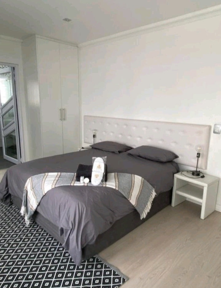 Per Night Bed and Breakfast Villa Livadia
