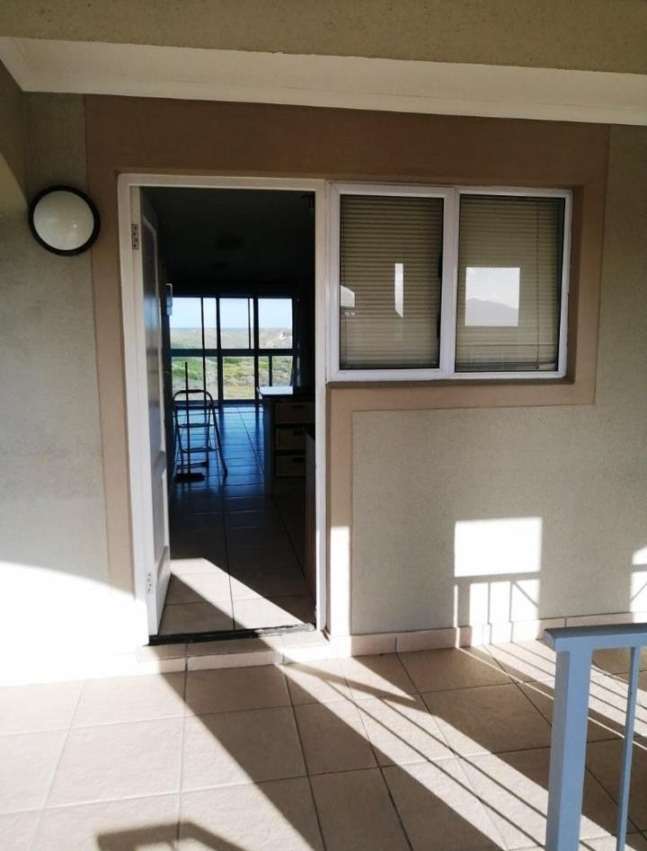 Flat To Rent In Muizenburg