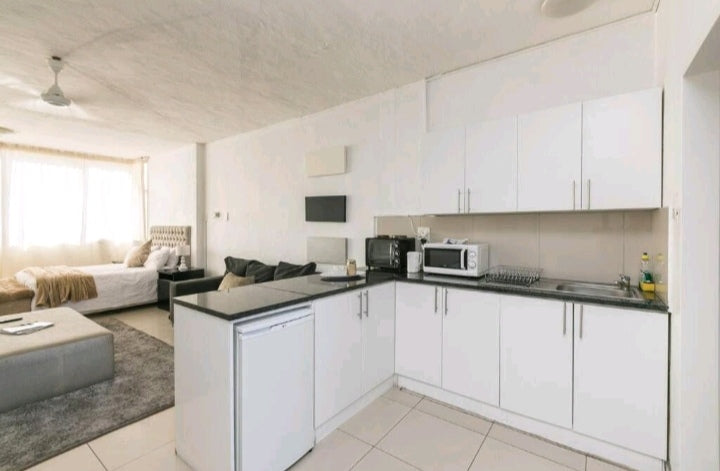 Per Night Inn & Out Sand ton Park