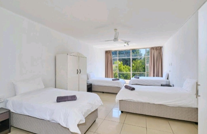 Per Night Inn & Out Sand ton Park