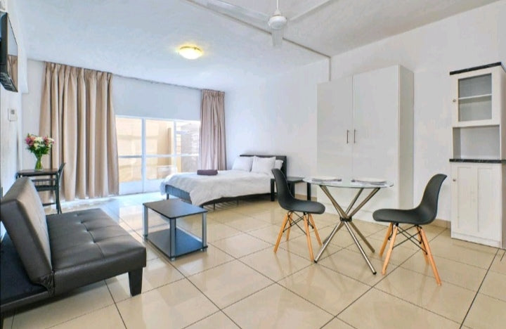 Per Night Inn & Out Sand ton Park