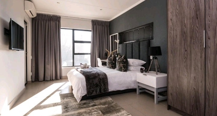 Per Night Odyssey Luxury Apartments