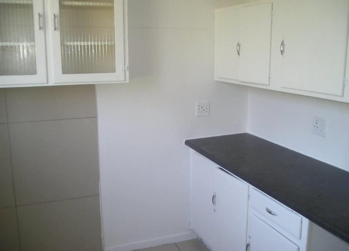 Flat to rent in Towerby