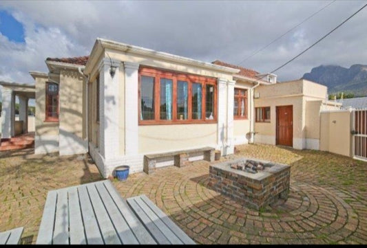 Flat To Rent In Rosebank