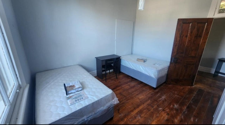 Flat To Rent In Glenwood