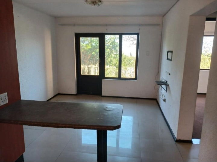 Flat To Rent In Montclair