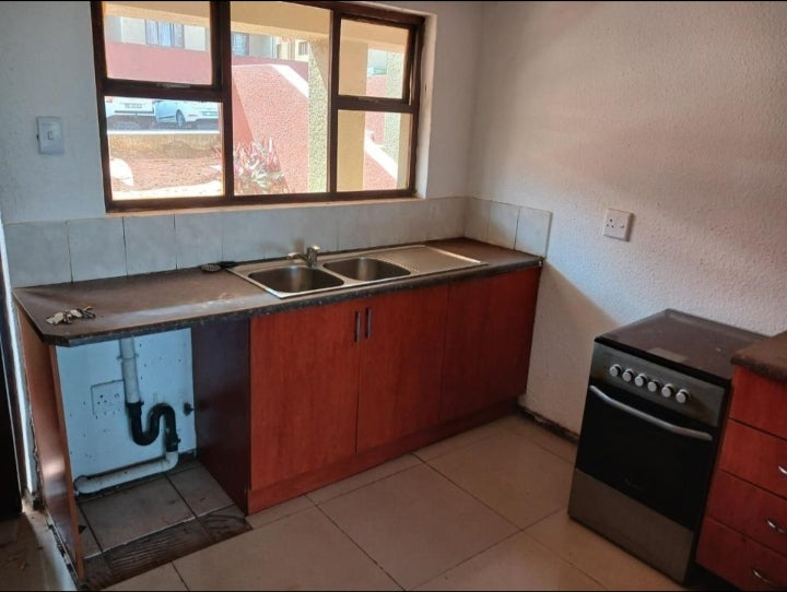 Flat To Rent In Montclair