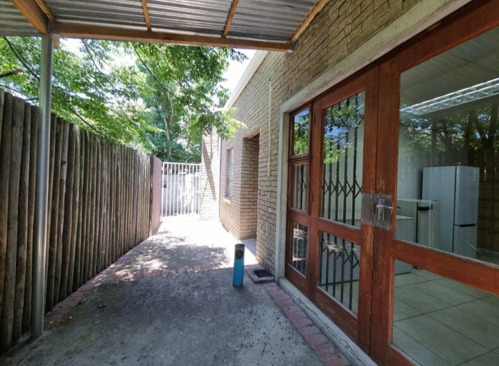 Flat To Rent In Kempenville