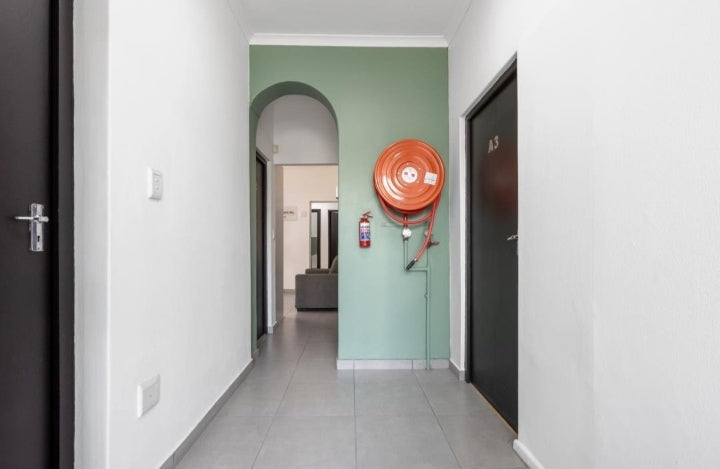 Flat To Rent In Mowbray