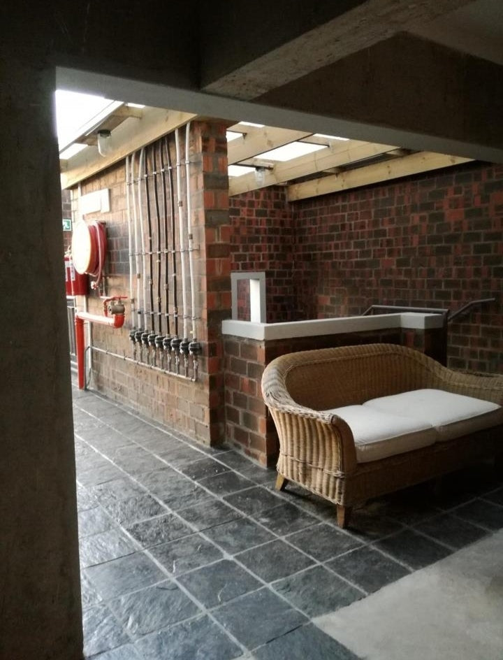 Flat To Rent In Claremont