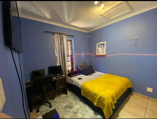 Flat To Rent In Mowbray