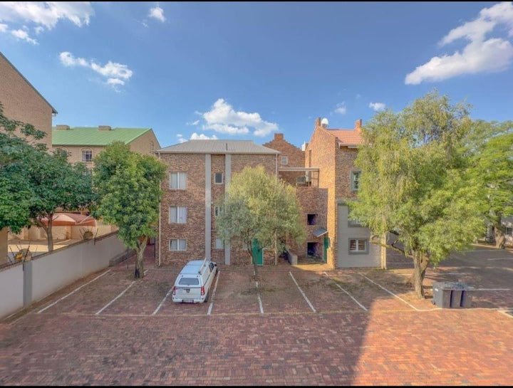 Flat To Rent In Hatfield