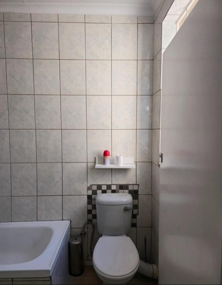 Flat To Rent In Orange Grove