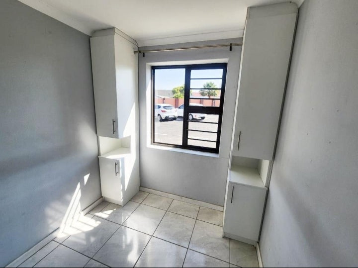 Flat To Rent In Morgenster