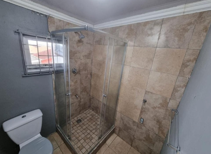 Flat To Rent Strandfontein