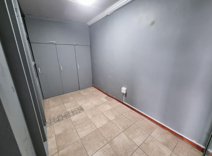 Flat To Rent Strandfontein