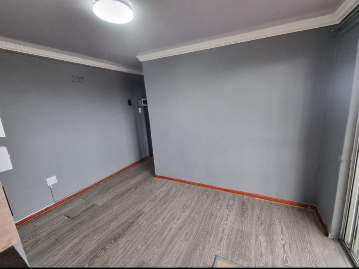 Flat To Rent Strandfontein