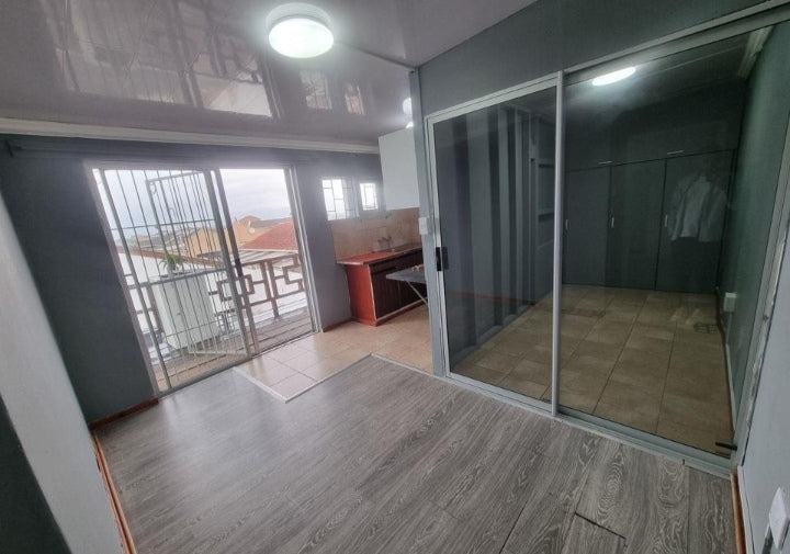 Flat To Rent Strandfontein