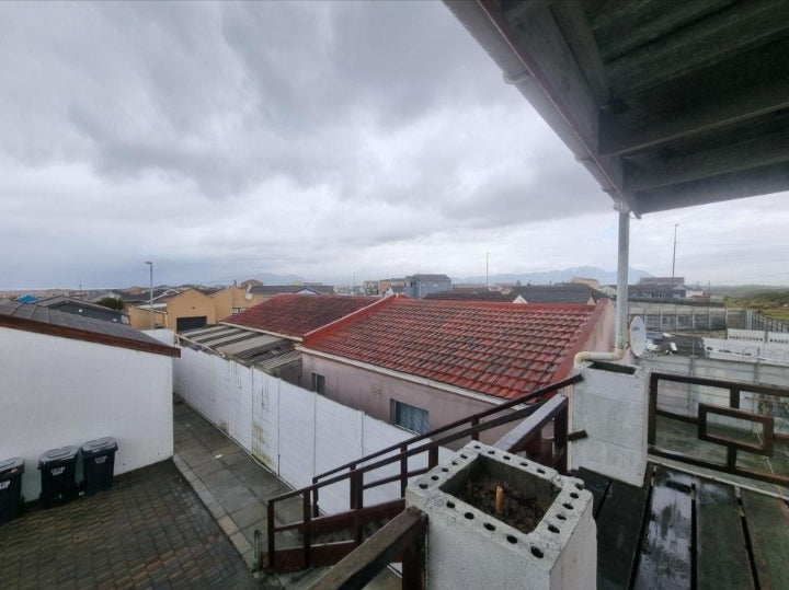 Flat To Rent Strandfontein