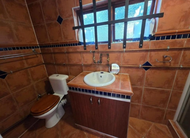 Flat To Rent In DurbanVille Hills