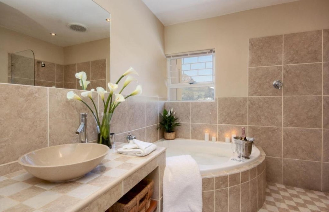 Per Night Alantic African Grove ,Camps Bay