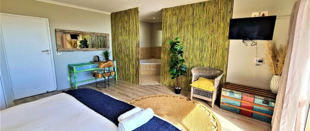 Per Night Alantic African Grove ,Camps Bay