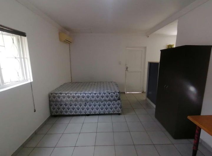 Flat To Rent In Westville